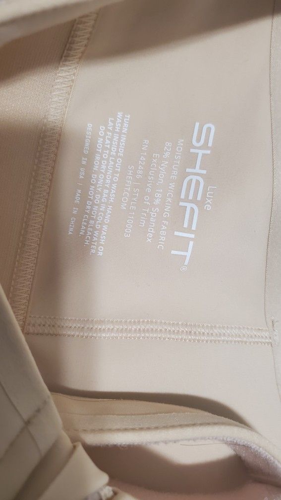 SHEFIT LUXE SIZEBRAND NEW NEVER USED