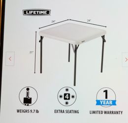 Kids table with 3 chairs