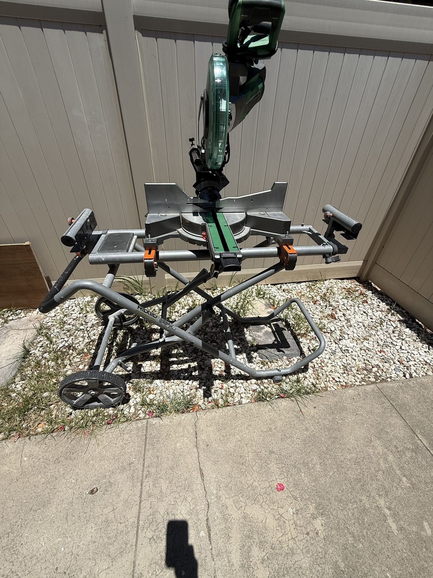 Refurbished 10” Hitachi Dual Bevel Sliding Compound Miter Saw