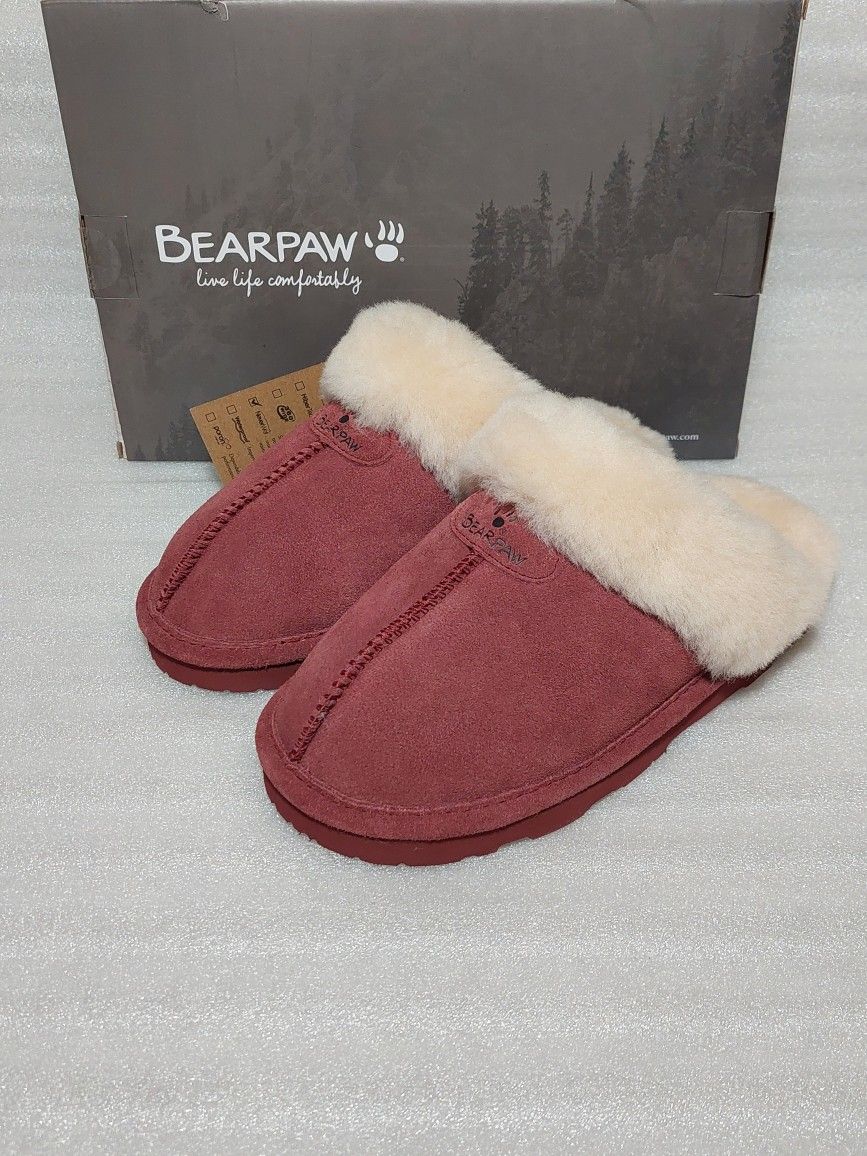 Bearpaw fur slippers slides. Size 7 women's shoes. Brand new in box. Like UGG 