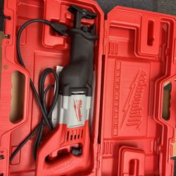 Milwaukee 12amp Sawzall 