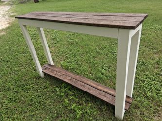 Entryway table / delivery available today