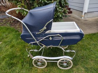 Gendron Baby Carriage