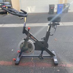 Sunny Health Indoor Cycling Bike