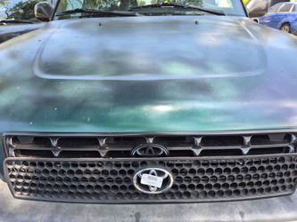 96-2000 Rav4 grill