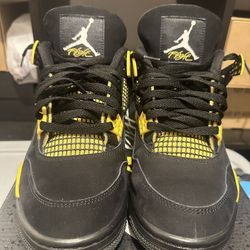 Jordan’s Thunder 4s Shoes 