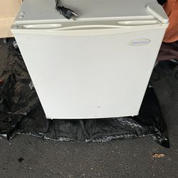 Mini Fridge For Sale