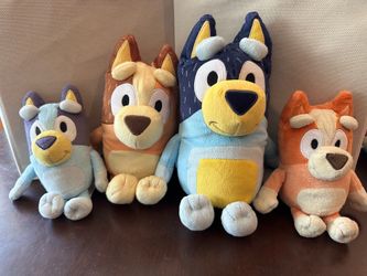 Disney Bluey family plush lot bundle
