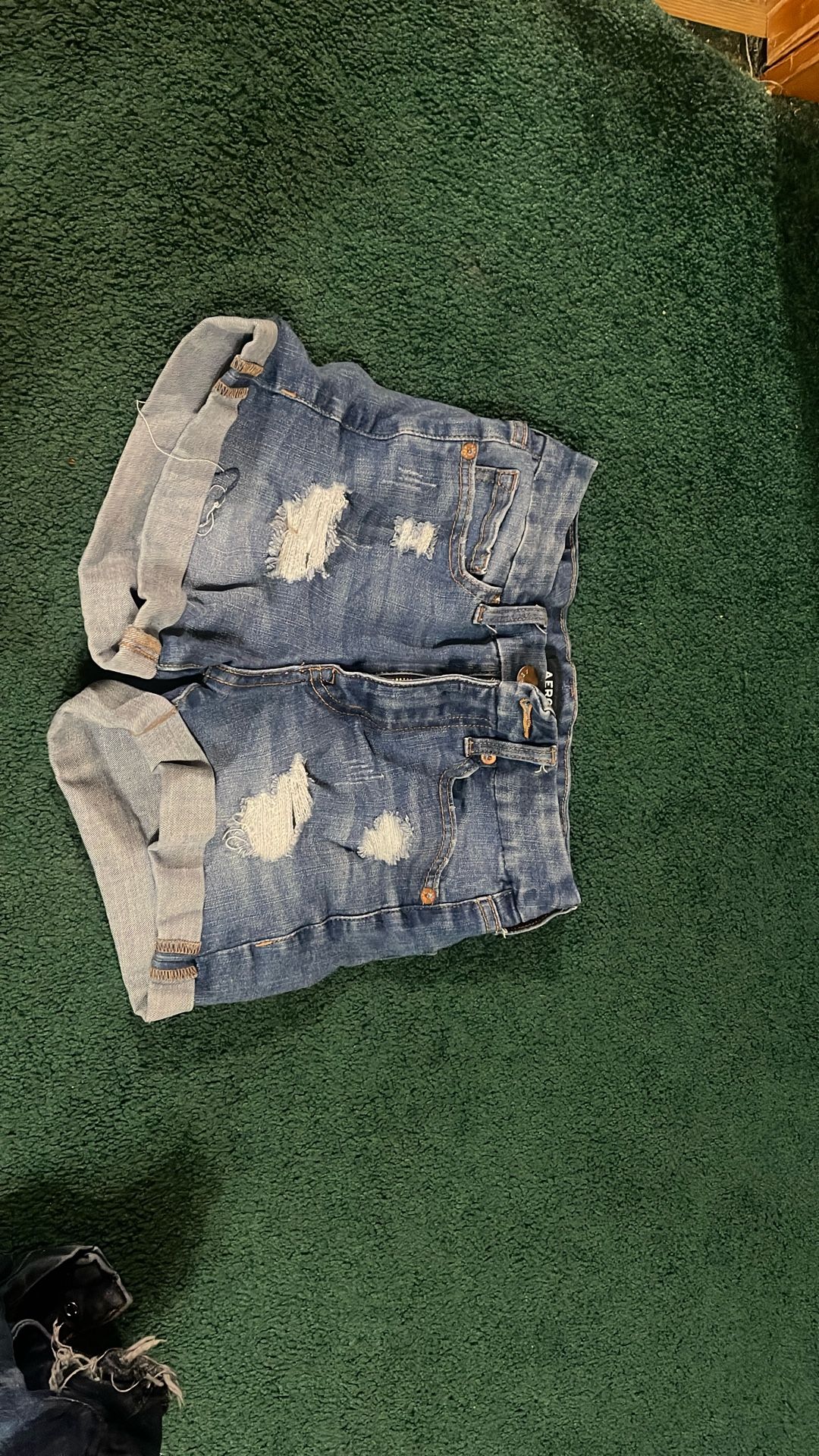 AERO Ripped Light Wash Jean Shorts Size-2