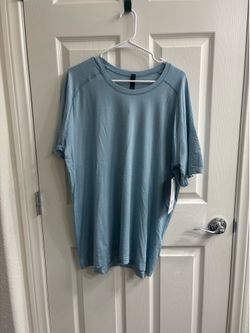 Lululemon Mens Metal Vent Tech Short Sleeve Shirt ( Brand new )