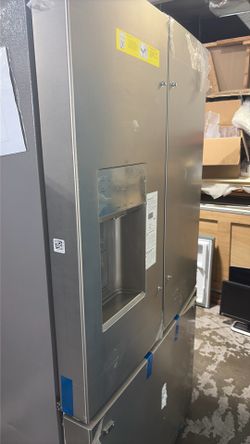 Frigidaire French door refrigerator