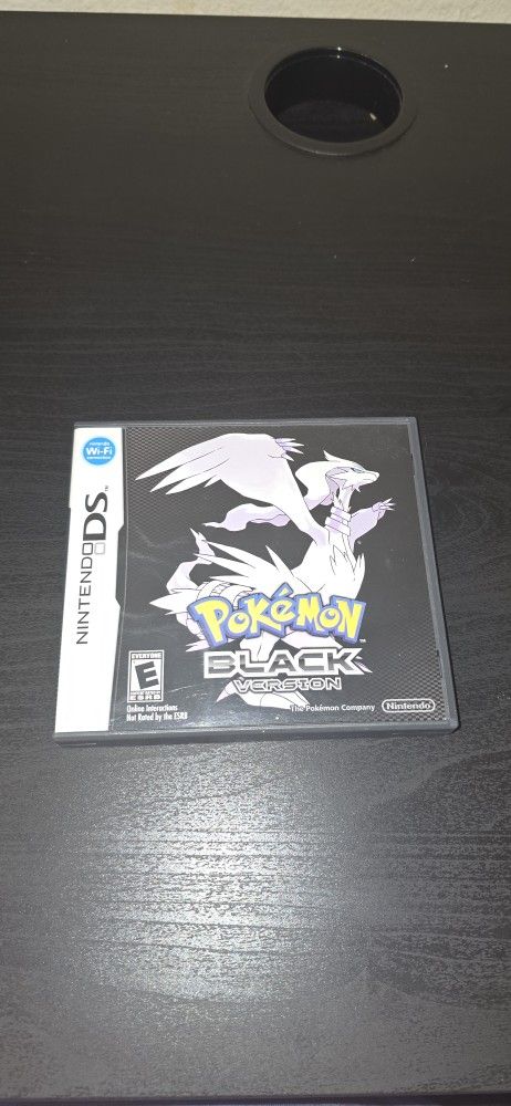 Pokemon Black Complete In Box With Manual 