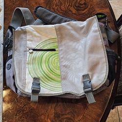 Xbox 360 Microsoft Messenger Shoulder Carrying Bag Case / Video Game / Collectible / Collector / Man Cave / Great Gift / Console / Controller / Unique
