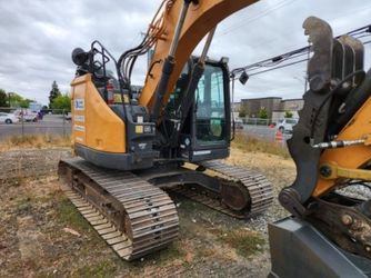 Case CX145D (Excavator / Trackhoe) 