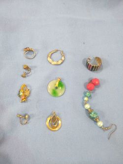 Vintage earrings and pendants