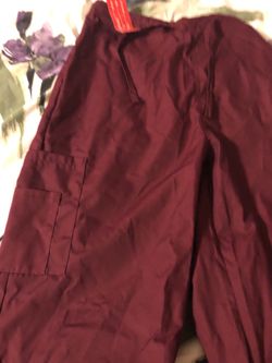 Women’s new wine colored scrub pants small