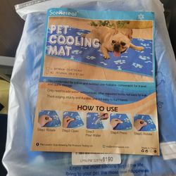 NEW EXTRA LARGE PET COOLING MAT. JUST ADD WATER.  ANIMAL WILL NOT PUNCTURE A HOLE IN IT. 