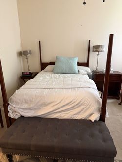 Four posted bed