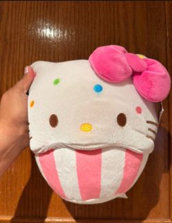 Sanrio Hello Kitty Cupcake Plush
