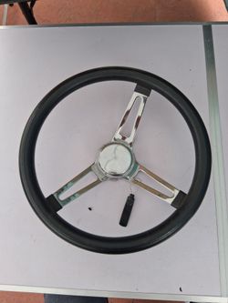 Comfort grip steering wheel