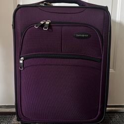 samsonite medium suitcase