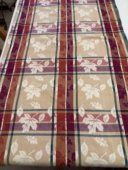 Fall Leaves Table Cloth Set