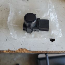 Bumper Sensors 07 To 12 Toyota Tundra