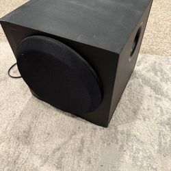 Yamaha Surround Sound Sub Woofer