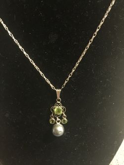 925 Sterling silver necklace with real perl charm .. 18" inches... $12