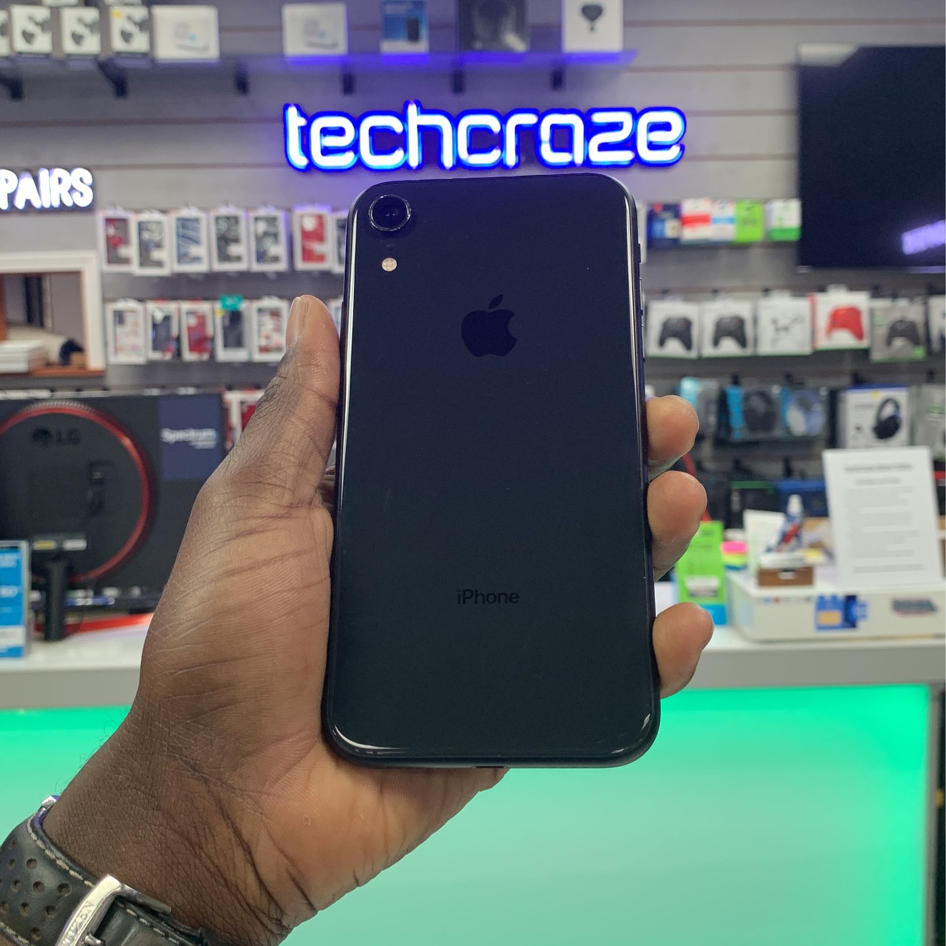 Iphone Xr 64GB Fully Unlocked Good Condition 