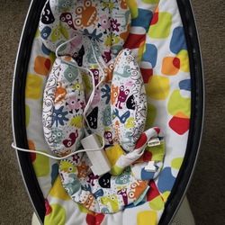 Baby Swing - 4moms MamaRoo baby swing