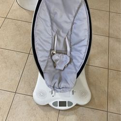 Mamaroo 4 Moms 