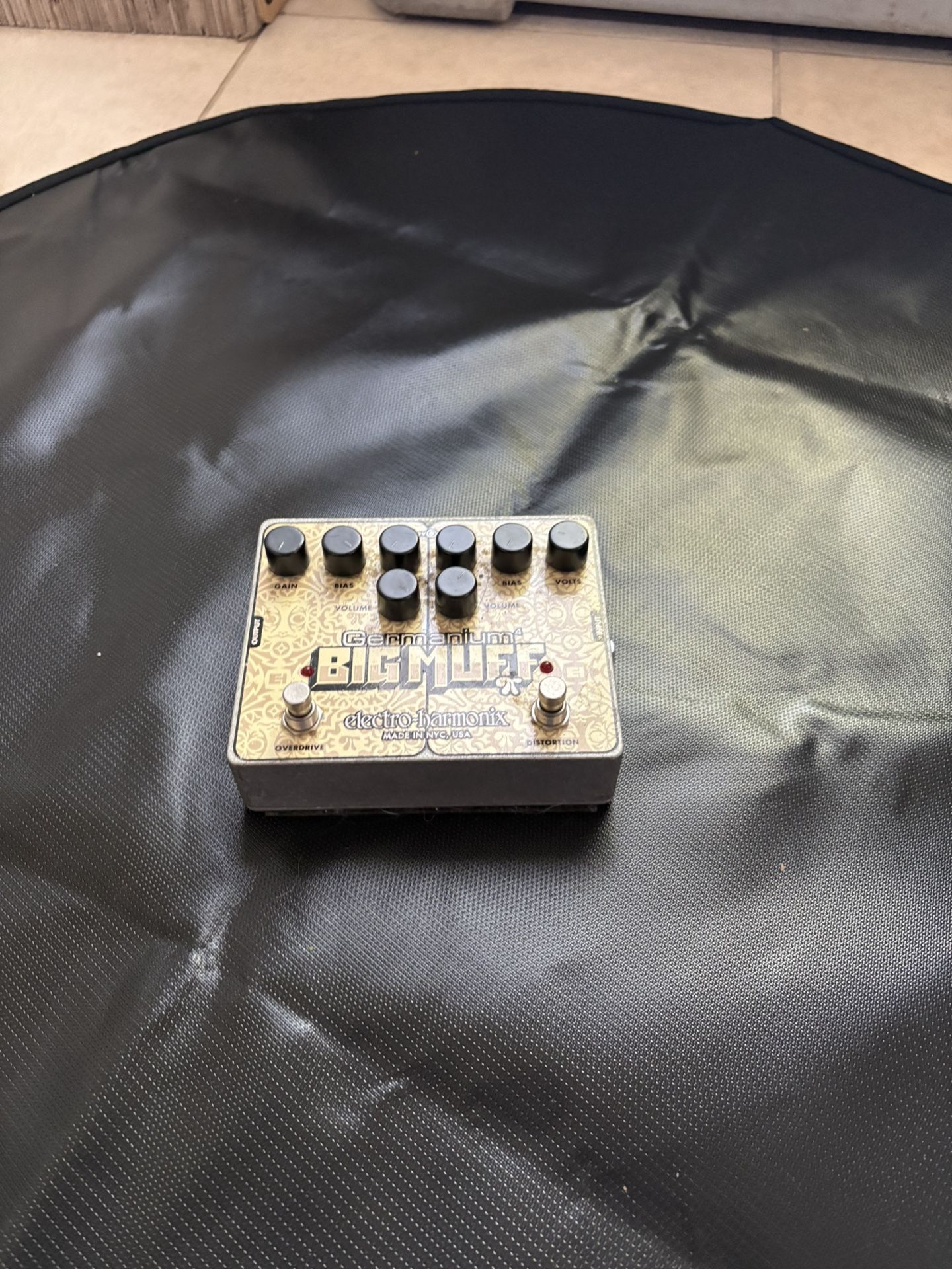 Bigmuff guitar pedal