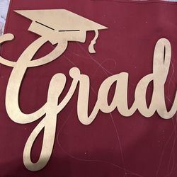 Wood Gold Grad Sign 20”