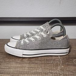 Converse Chuck Taylor All-Star Low Top Women's Shoes Size 6