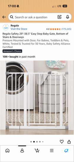 Regalo Baby Safety Gate for Doorways and bottom staircase