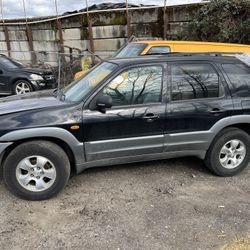 2002 MAZDA TRIBUTE PART OUT 