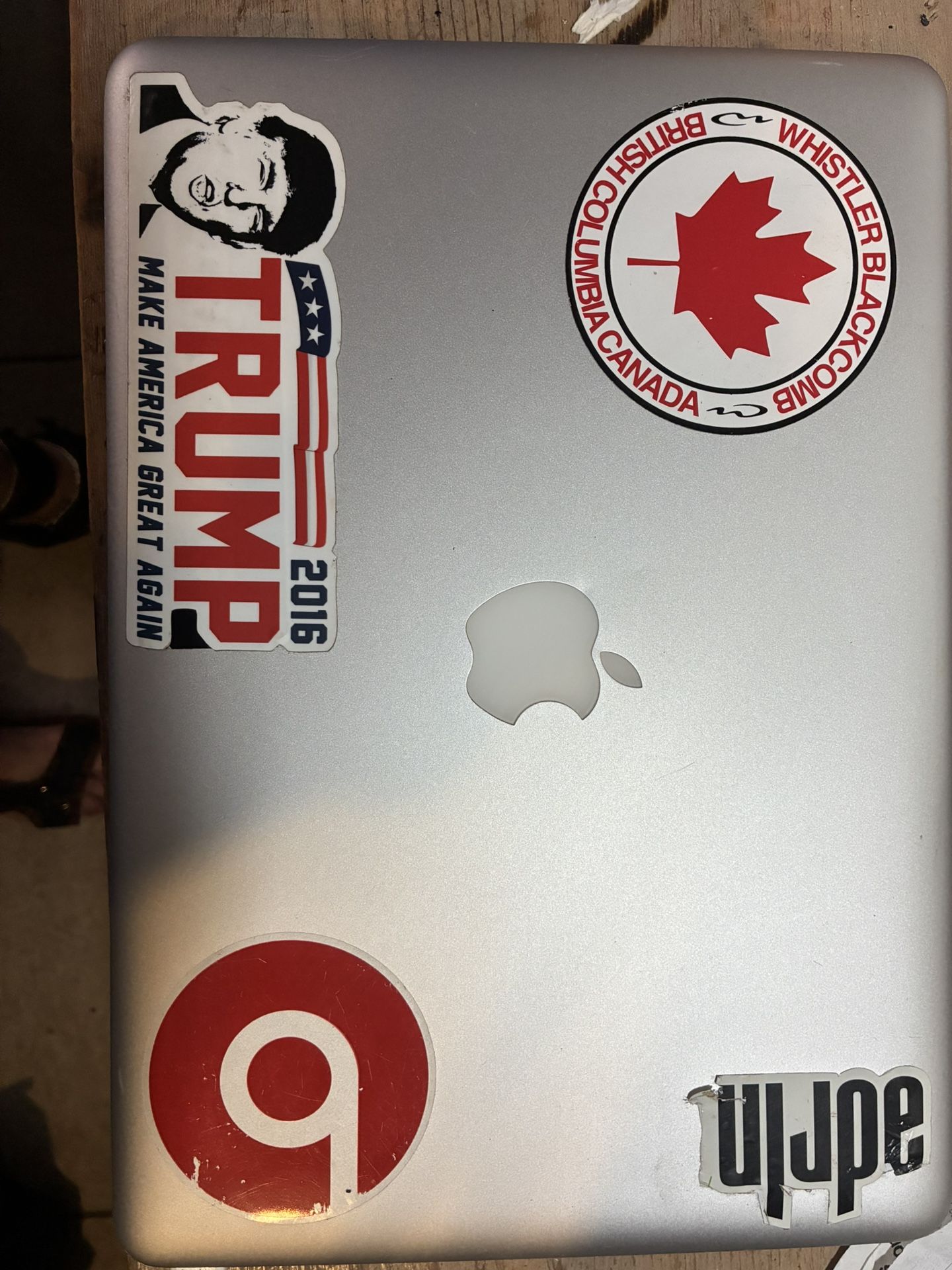 Apple Laptop