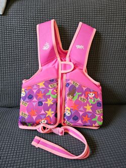 Little girls swim vest