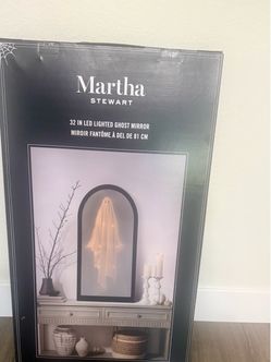 NEW VIRAL Halloween Martha Stewart 32” LED Lighted Ghost Mirror