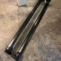 YAKIMA 50 INCH COREBAR (PAIR) + SkyLine Tower 