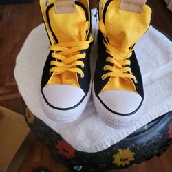 Steelers Rare Converse Black & Yellow Size  Mens 7 / Womens 9