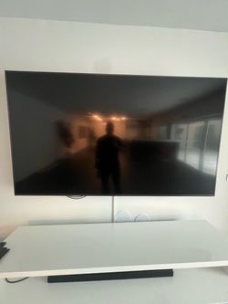 Sony 85” X800H 4K HDR Smart TV – Excellent Condition