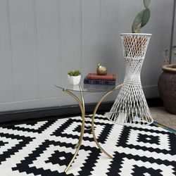 Vintage Hollywood Regency Side / End Table .