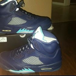 JORDAN RETRO 5 DS SIZE 10 BRAND NEW
