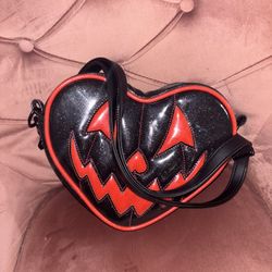 Love pain and stitches bag