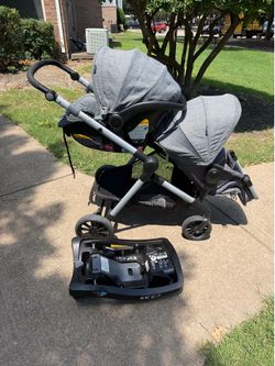 Double Stroller – Excellent Condition
