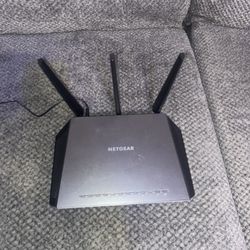 Net gear NightHawk Wireless Router 