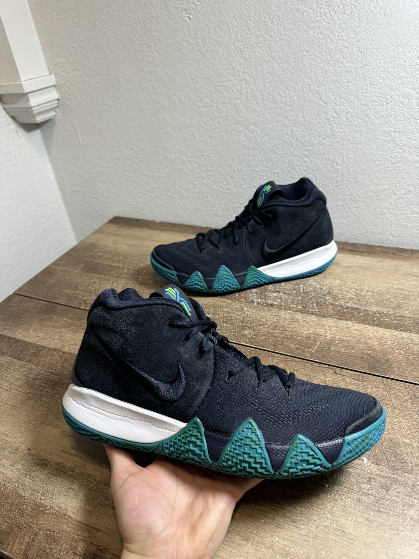 SAMPLE Size 12 Nike Kyrie 4 Think Twice Dark Obsidian Blue Mens Shoes 943806-401