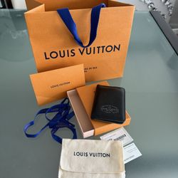 Louis Vuitton Men’s leather Wallet